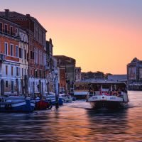 The Main Advantages Of Hiring A Large Boat On Your Travels